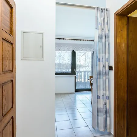 Seaside With A Swimming Pool Okrug Gornji, Ciovo - 11374 Apartman Trogir