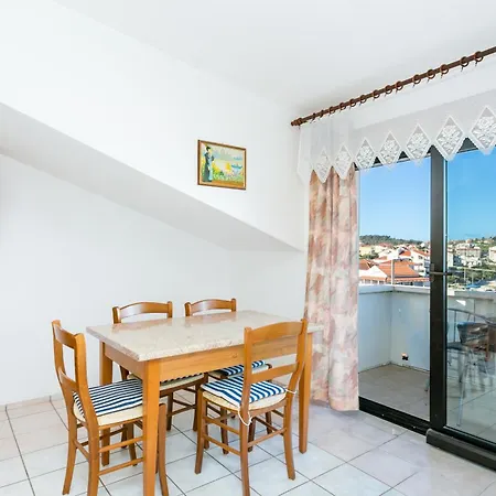 Seaside With A Swimming Pool Okrug Gornji, Ciovo - 11374 Trogir