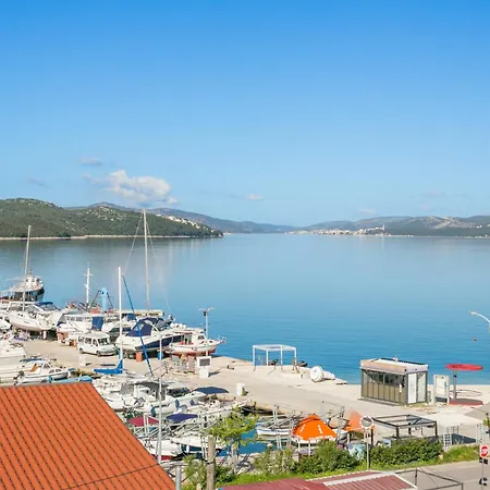 Seaside With A Swimming Pool Okrug Gornji, Ciovo - 11374 Apartman Trogir